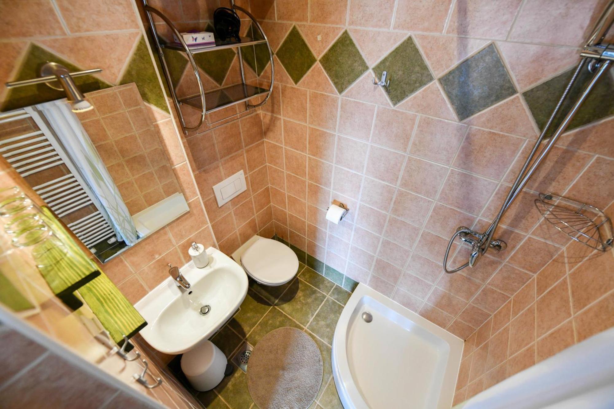 Accommodation "Old Town Dreznik" Rakovica Exteriér fotografie
