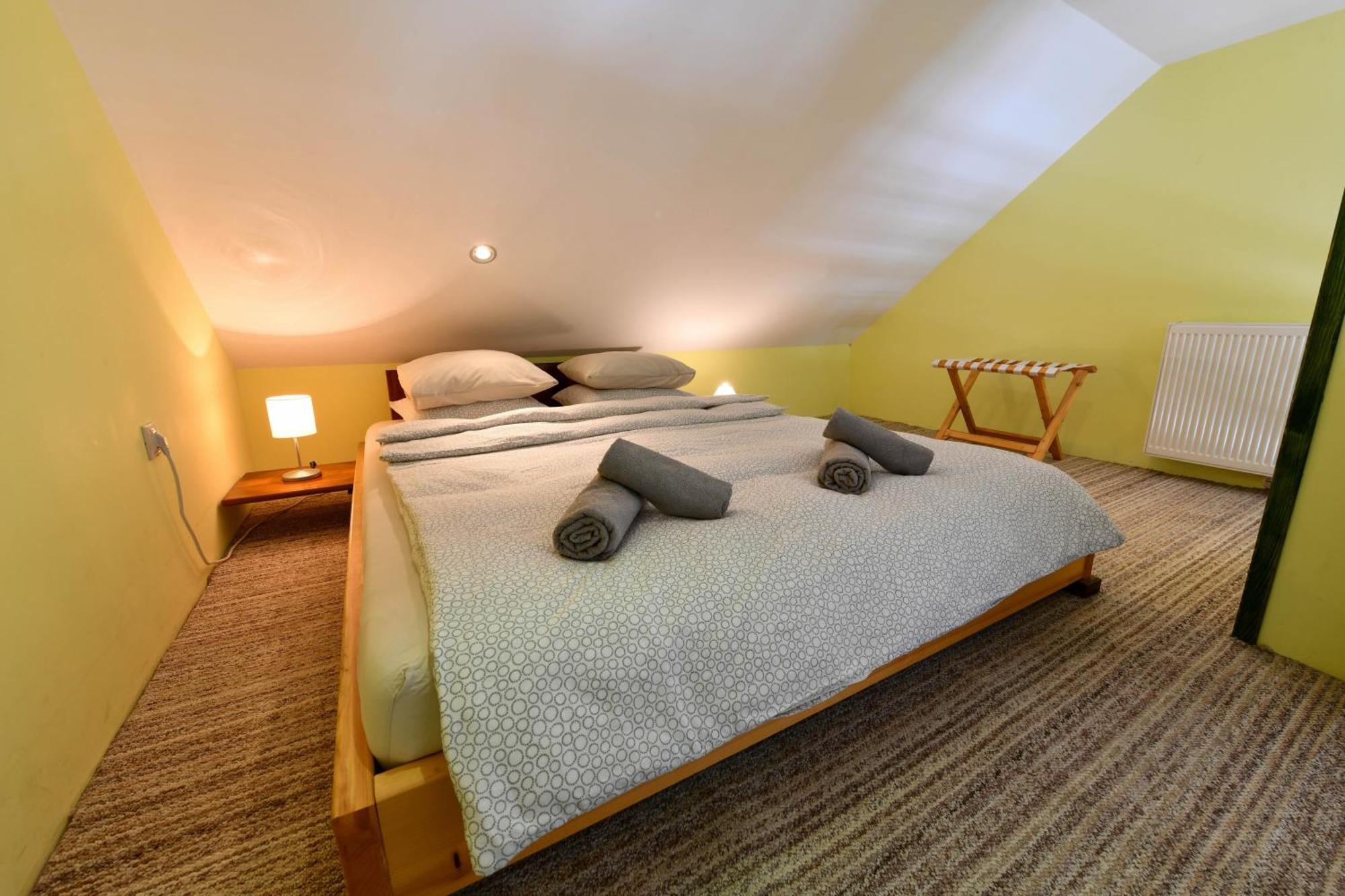 Accommodation "Old Town Dreznik" Rakovica Exteriér fotografie